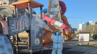 Program intens de igienizare a tuturor locurilor de joacă în Baia Mare