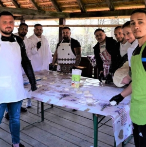 Atelier de tradiții locale pentru deținuți, organizat în Baia Mare
