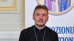 Viața – dar și provocare: Pr. Prof. Univ. Dr. Ștefan Iloaie conferențiază la Catedrala Episcopală „Sfânta Treime” din Baia Mare
