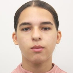 Ați văzut-o? Minora Monica Georgiana Cardoș, dispărută de la domiciliu, este căutată de poliție