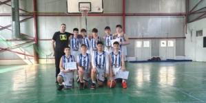 Echipa de baschet a Colegiului „Dragoș Vodă” din Sighet s-a calificat la faza națională a Olimpiadei Sportului Școlar