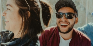 Ochelari Polaroid, rame de ochelari și ochelari Ray-Ban: cum alegi corect pentru vedere și stil