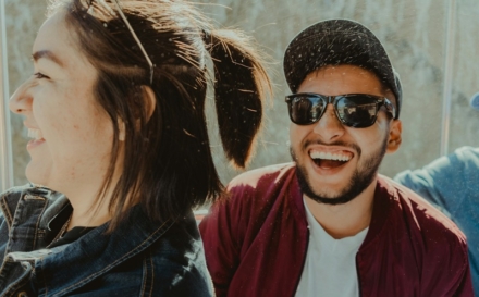 Ochelari Polaroid, rame de ochelari și ochelari Ray-Ban: cum alegi corect pentru vedere și stil