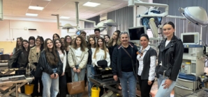 Elevi ai Colegiului Național „Vasile Lucaciu” Baia Mare, în vizită la Universitatea de Medicină și Farmacie din Cluj-Napoca