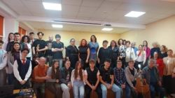 Primăvara a venit și la Cenaclul „Rivulus Dominarum”: momente cultural-artistice au avut loc la Colegiul Național „Mihai Eminescu” din Baia Mare