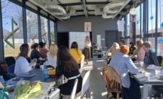 Atelierul „Cultura reușitei în cancelarie” a reunit directori ai unităților de învățământ din Maramureș, la Hub-ul Învățătorilor din Baia Mare