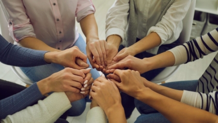 „Mama care dăruiește mereu”: grup de suport pentru mamele copiilor cu dizabilități, la Târgu Lăpuș