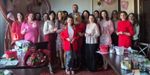 Feminitatea, celebrată la Sighetu Marmației prin atelierul de dezvoltare personală „Fii bine cu tine”