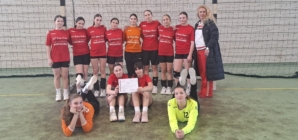 Echipa de handbal a Școlii „Nicolae Iorga” va reprezenta Maramureșul la faza zonală a Olimpiadei Sportului Școlar