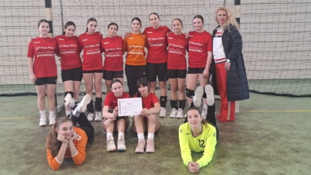 Echipa de handbal a Școlii „Nicolae Iorga” va reprezenta Maramureșul la faza zonală a Olimpiadei Sportului Școlar