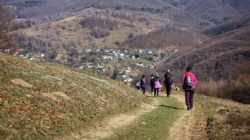 Școala naturii în Geoparcul Gutâi-Maramureș, un proiect care se va desfășura până în toamnă