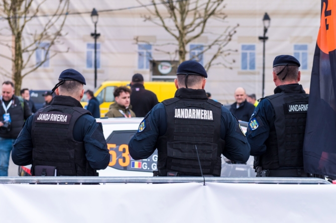 120 de misiuni în weekend pentru jandarmii maramureșeni