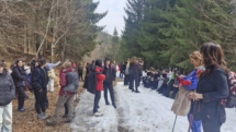 Școala altfel: „Lucaciștii” au pornit în expediție pe Vârful Igniș