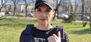 Femei în uniformă, în slujba comunității