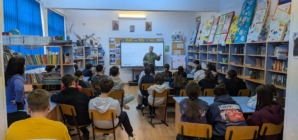 Elevii claselor a VIII-a de la Școala Gimnazială Baia Sprie, informați despre oferta educațională a liceelor militare