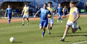 CS Minaur învinge și urcă pe primul loc