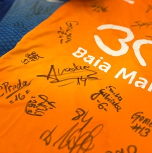 S-au stabilit câștigătorii tricourilor și mingilor semnate de sportivii de la CS Minaur, după a patra extragere din campania „Hai cu busul!”