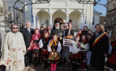 Preasfințitul Părinte Iustin s-a aflat în mijlocul credincioșilor de la Catedrala „Duminica Tuturor Sfinților” din localitatea Negrești-Oaș