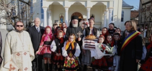 Preasfințitul Părinte Iustin s-a aflat în mijlocul credincioșilor de la Catedrala „Duminica Tuturor Sfinților” din localitatea Negrești-Oaș