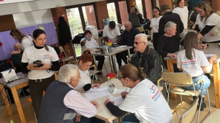 Seniorii de la Centrul Rivulus Pueris Baia Mare au beneficiat de evaluări medicale pentru identificarea riscurilor de obezitate