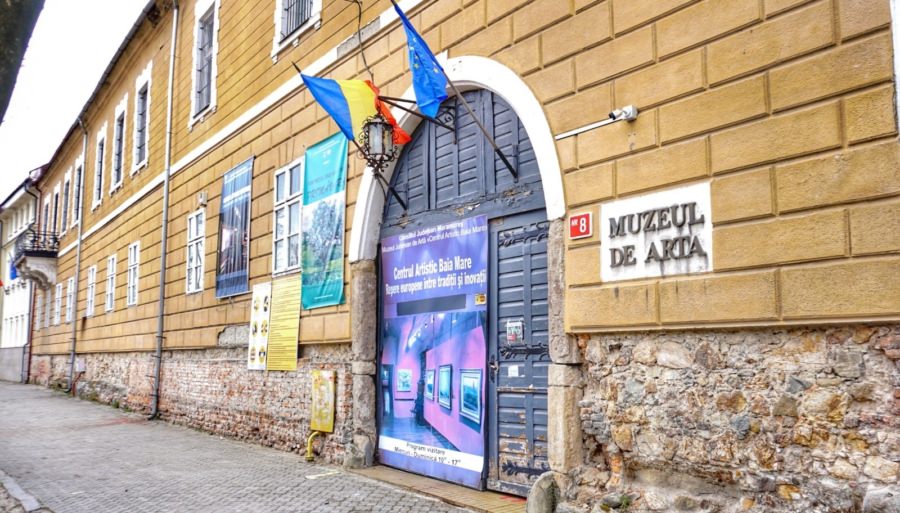 Microexpoziția de sculptură „ORGANIC- experimentul formei”, realizată de elevi ai Colegiului de Arte Baia Mare, va fi vernisată la Muzeul Județean de Artă «Centrul Artistic Baia Mare»