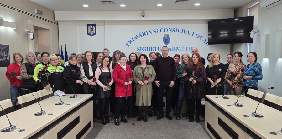 Ședință cu flori, nu cu proiecte administrative