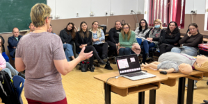 Stagiu de pregătire pentru acordarea primului ajutor, dedicat personalului didactic din Poienile de sub Munte