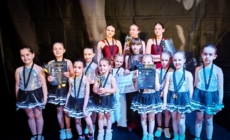 Clubul Sportiv Red&Black Dance din Baia Mare a cucerit podiumul competiției Black Swan Dance de la Ploiești