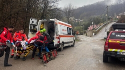 Intervenție a salvamontiștilor într-o zonă greu accesibilă din Ulmoasa, într-un caz medical