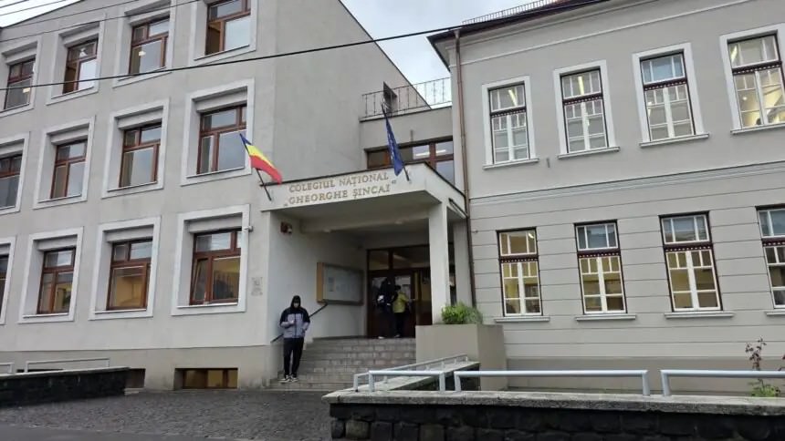 Elevii de la „Șincai” s-au întors cu numeroase premii de la Concursul de Chimie „Magda Petrovanu” din Iași