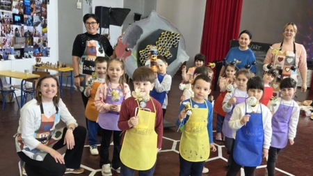 Săptămâna Verde la Centrul Cultural START: copiii de la Grădinița cu Program Prelungit Târgu Lăpuș au descoperit importanța albinelor