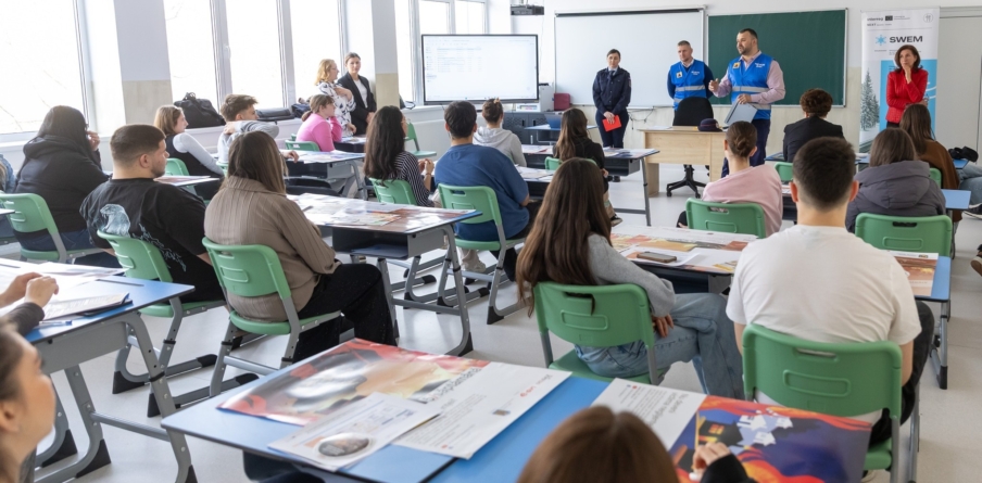 Proiectul SWEM a ajuns și la  Liceul „Emil Racoviță”