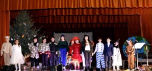 Repetițiile sunt în toi, în cadrul atelierului de teatru „Scena Zero” desfășurat la Centrul Cultural START din Târgu Lăpuș