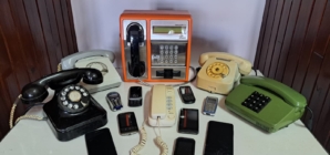 Colecția de telefoane vechi de la Muzeul Județean de Istorie și Arheologie prinde contur