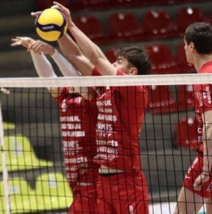 Știința Explorări a început cu stângul duelul pentru salvarea de la retrogradare