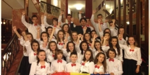 Ziua de 8 martie va fi marcată, în avans, de către elevii seineni, printr-un spectacol de muzică și scenete tematice