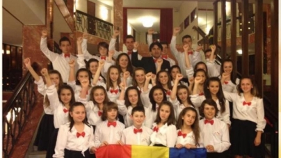 Ziua de 8 martie va fi marcată, în avans, de către elevii seineni, printr-un spectacol de muzică și scenete tematice