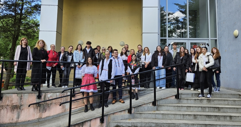 „De la rețetele de acasă la rețete inovatoare”: Educație, tradiție și creativitate culinară reunite la Biblioteca Centrului Universitar Nord Baia Mare