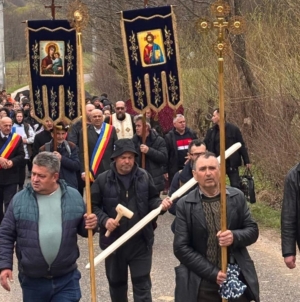 În Groșii Țibleșului se organizează cea de-a doua ediție a procesiunii „Prin Jertfa Crucii spre Înviere”