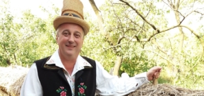 Artistul Vasile Pop a primit titlul de Cetățean de Onoare al comunei Boiu Mare