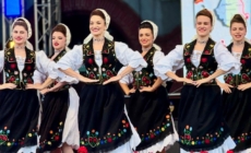 „Lada de zestre”: Ansamblul Folcloric Național „Transilvania” organizează un concert dedicat Zilei Naționale a Portului Tradițional