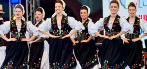 „Lada de zestre”: Ansamblul Folcloric Național „Transilvania” organizează un concert dedicat Zilei Naționale a Portului Tradițional