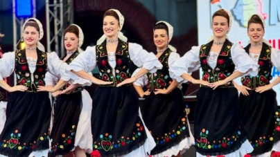 „Lada de zestre”: Ansamblul Folcloric Național „Transilvania” organizează un concert dedicat Zilei Naționale a Portului Tradițional