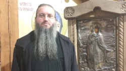 Apel umanitar pentru părintele Nifon, starețul Mănăstirii Strâmtura