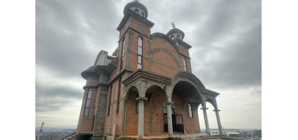 Zi de sărbătoare la Tăuții-Măgherăuș: PS Părinte Iustin va târnosi biserica cu hramurile „Nașterea Sfântului Ioan Botezătorul” și „Sfântul Cuvios Antonie cel Mare”