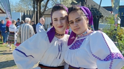 Maramureșul va fi reprezentat de Victoria Petrenciuc și Gabriela Ungur la Concursul Național „Valeria Peter Predescu”