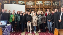 Întâlnire dedicată familiei creștine la Dumbrăvița, în cadrul proiectului „Centrul pentru Tineret Sfântul Ilie Tesviteanul” al Patriarhiei Române