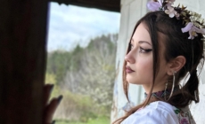 O elevă de la Arte Plastice din cadrul Școlii Populare de Arte Baia Mare, Premiul I la Concursul Național „Ion Irimescu”