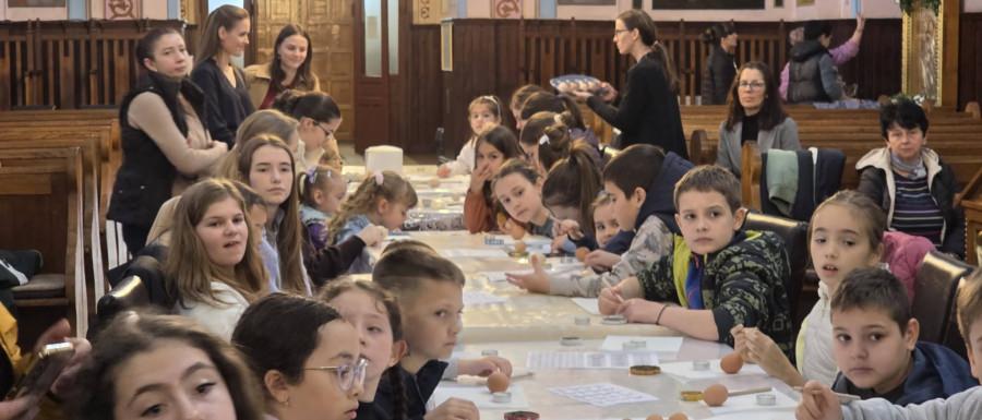 Atelier de încondeiat ouă la Catedrala Istorică din Baia Mare