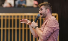 La Colegiul „Gheorghe Șincai” Baia Mare: Biologul și exploratorul Alexandru N. Stermin va susține conferința „Devenirea umană în relație cu natura”